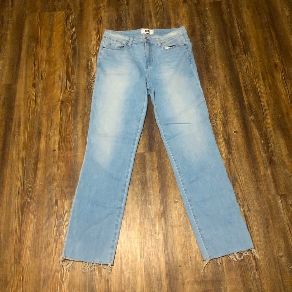 Paige Amber Jeans Women's 28 Straight Leg in Camille Wash Frayed Hem Denim
